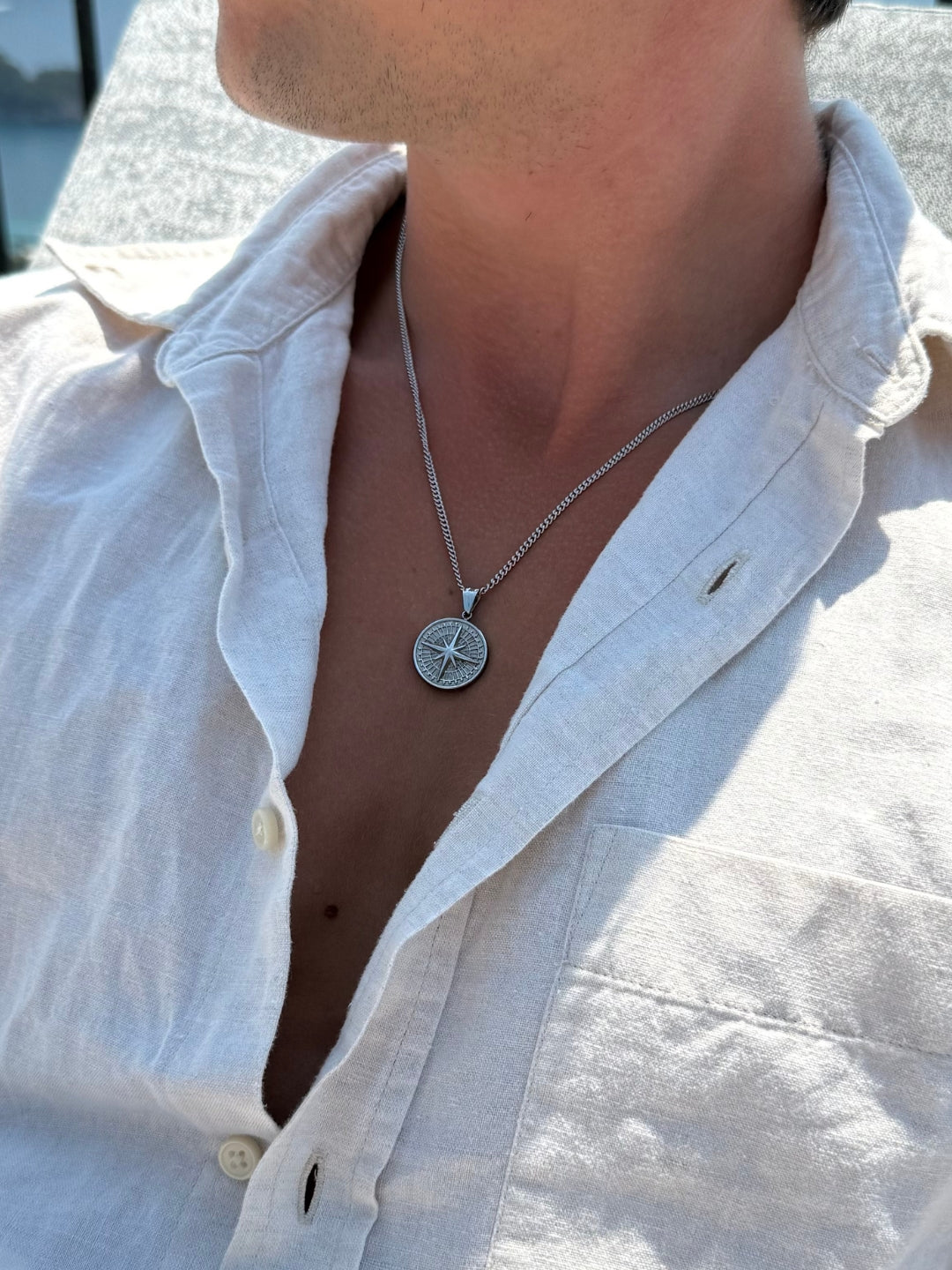 THE TRUE NORTH PENDANT | PRATA